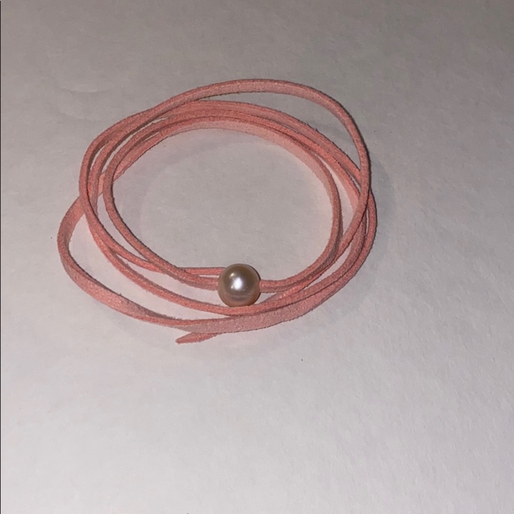 Fresh water pearl on 30” suede